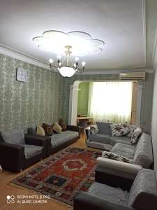 Satılır, köhnə tikili, 3 otaqlı, 80 m², Bakı, Yasamal r, Elmlər Akademiyası m.