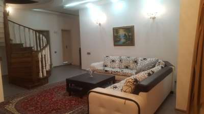 Kirayə verilir, villa, 8 otaqlı, 380 m², Bakı, Səbail r, Badamdar q.