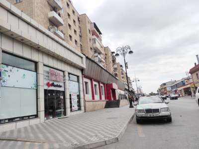 Satılır, yeni tikili, 2 otaqlı, 60 m², Bakı, Nizami r, Neftçilər m.