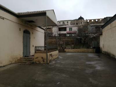 Satılır, həyət evi / bağ, 4 otaqlı, 130 m², Bakı, Səbail r, Badamdar q.