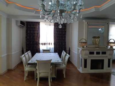 Satılır, villa, 6 otaqlı, 600 m², Bakı, Səbail r, Badamdar q.