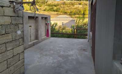 Satılır, həyət evi / bağ, 7 otaqlı, 208 m², Bakı, Səbail r, Badamdar q.