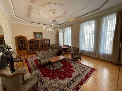 Продаётся, вторичка, 4-комнаты, 150 m², Баку, Сабаильский r, Сахил m.