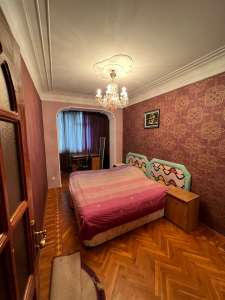 Rent, old building, 3 room, 80 m², Baku, Nizami r, Gara Garayev m.