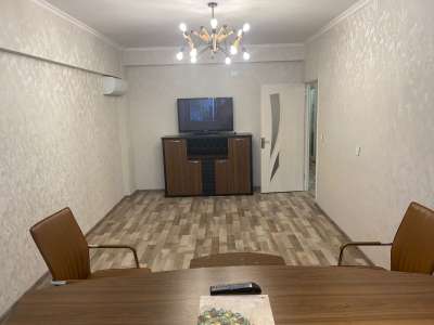 Сдаётся, офис, 8-комнаты, 240 m², Баку, Наримановский r, Гянджлик m.