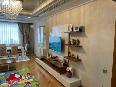 Sale, new building, 3 room, 116 m², Baku, Yasamal r, Yeni Yasamal d, Inshaatchilar m.