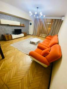 Rent, old building, 2 room, 90 m², Baku, Sabail r, Sahil m.