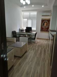 Kirayə verilir, ofis, 8 otaqlı, 140 m², Bakı, Xətai r, Şah İsmayıl Xətai m.