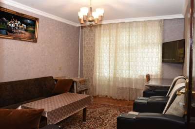 Satılır, köhnə tikili, 5 otaqlı, 138 m², Bakı, Xətai r, Əhmədli q, Əhmədli m.