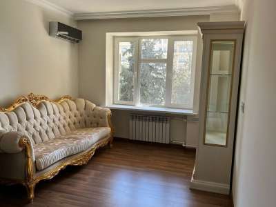 Rent, old building, 1 room, 45 m², Baku, Sabail r, Icheri Sheher m.