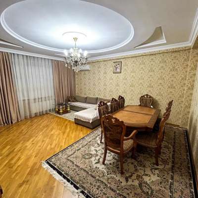 Satılır, yeni tikili, 3 otaqlı, 115 m², Bakı, Nizami r, Qara Qarayev m.