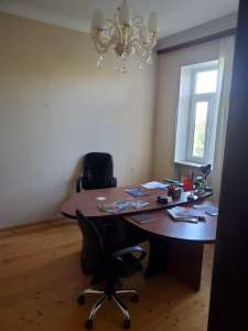 Сдаётся, офис, 5-комнаты, 180 m², Баку, Бинагадинский r, 8-й микрорайон p.
