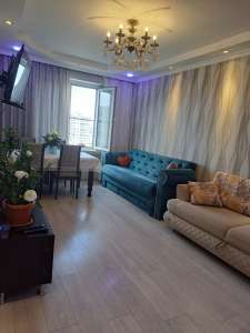 Rent, old building, 3 room, 98 m², Baku, Yasamal r, Elmlar Akademiyası m.