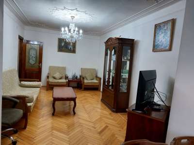 Satılır, köhnə tikili, 3 otaqlı, 100 m², Bakı, Nərimanov r, Nəriman Nərimanov m.